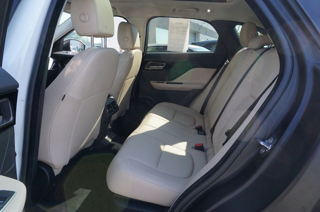 2018 Jaguar F-PACE 25t Premium