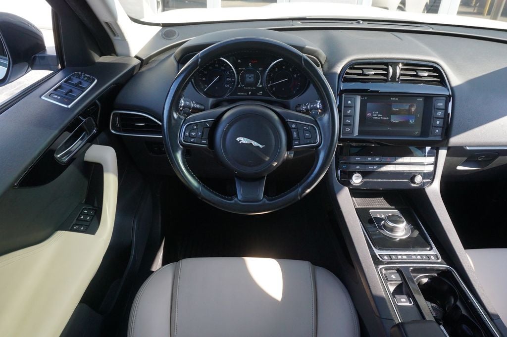 2018 Jaguar F-PACE 25t Premium