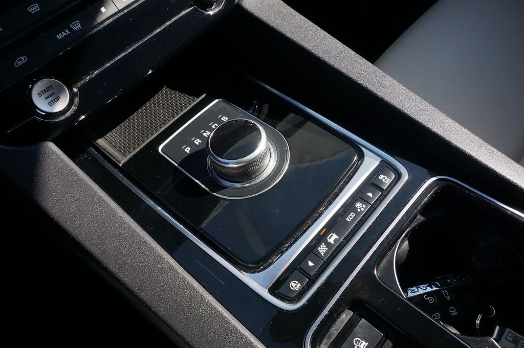 2018 Jaguar F-PACE 25t Premium