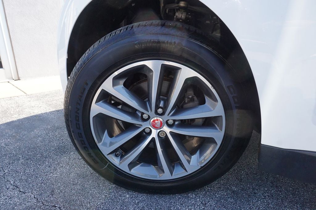 2018 Jaguar F-PACE 25t Premium
