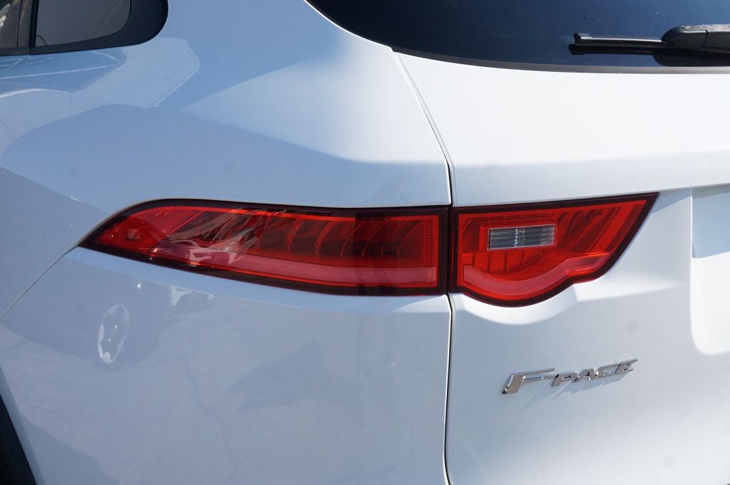 2018 Jaguar F-PACE 25t Premium