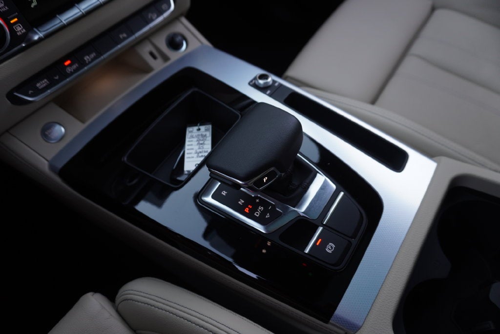 2024 Audi Q5 45 S line Premium quattro