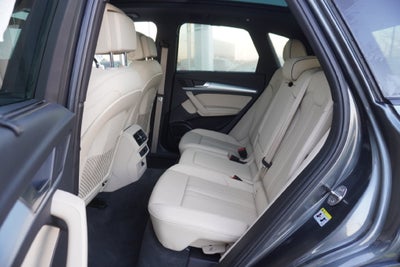 2024 Audi Q5 45 S line Premium quattro