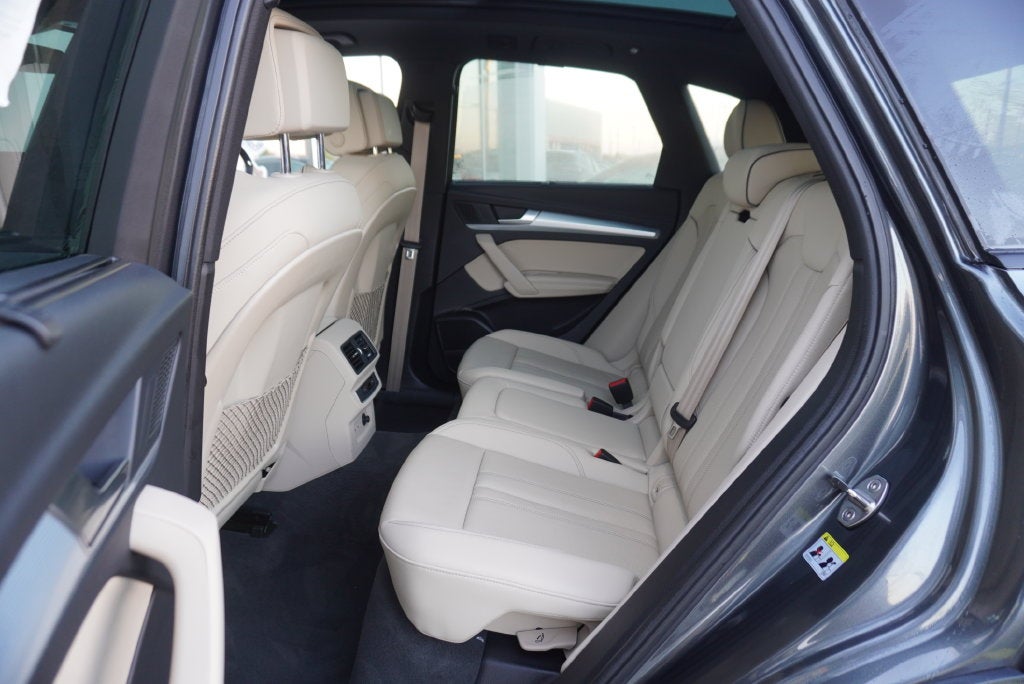 2024 Audi Q5 45 S line Premium quattro