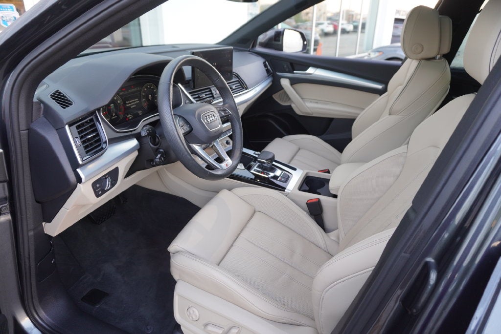 2024 Audi Q5 45 S line Premium quattro