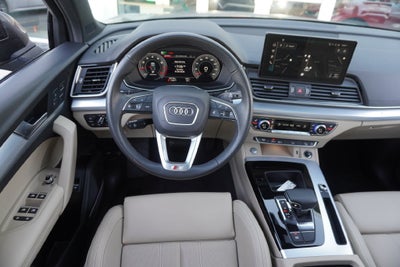 2024 Audi Q5 45 S line Premium quattro