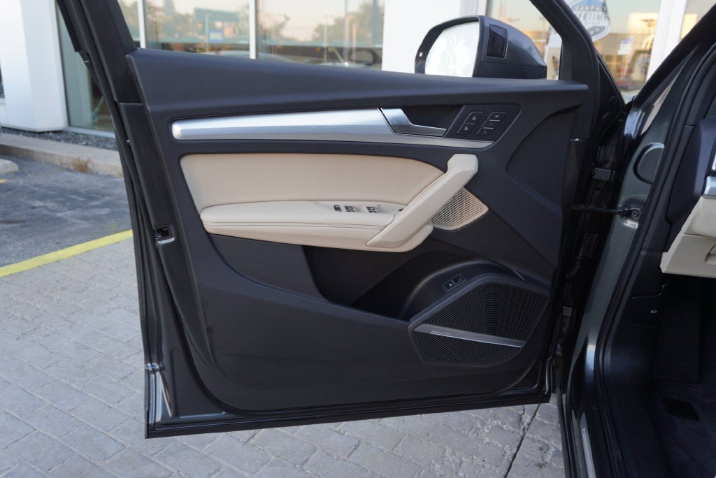 2024 Audi Q5 45 S line Premium quattro