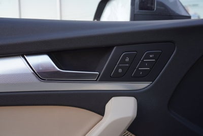 2024 Audi Q5 45 S line Premium quattro