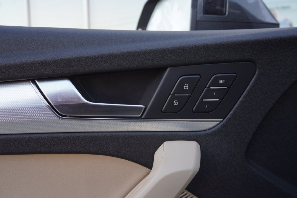 2024 Audi Q5 45 S line Premium quattro