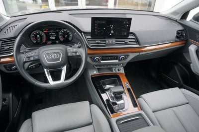 2023 Audi Q5 45 S line Prestige quattro