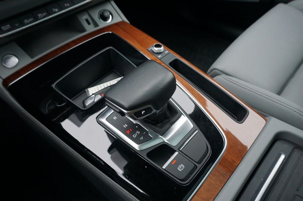 2023 Audi Q5 45 S line Prestige quattro