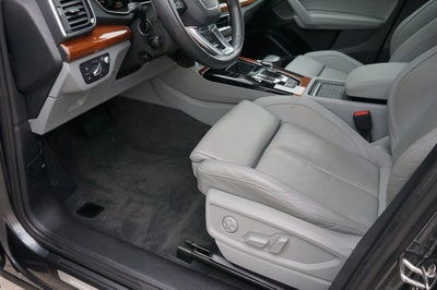 2023 Audi Q5 45 S line Prestige quattro