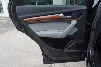 2023 Audi Q5 45 S line Prestige quattro