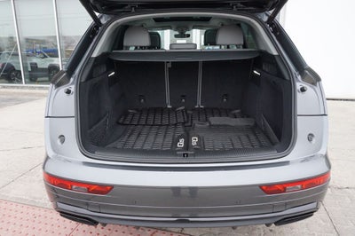 2023 Audi Q5 45 S line Prestige quattro