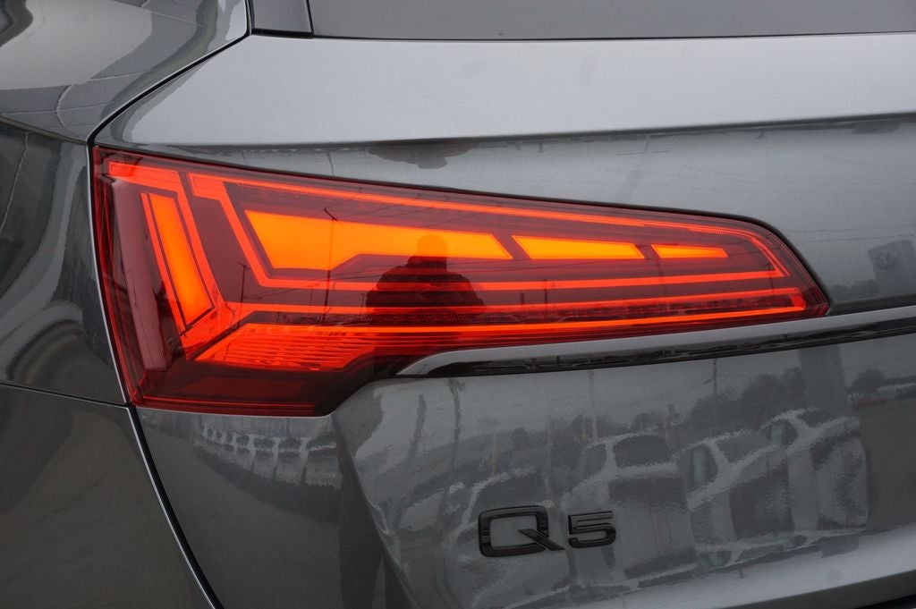 2023 Audi Q5 45 S line Prestige quattro