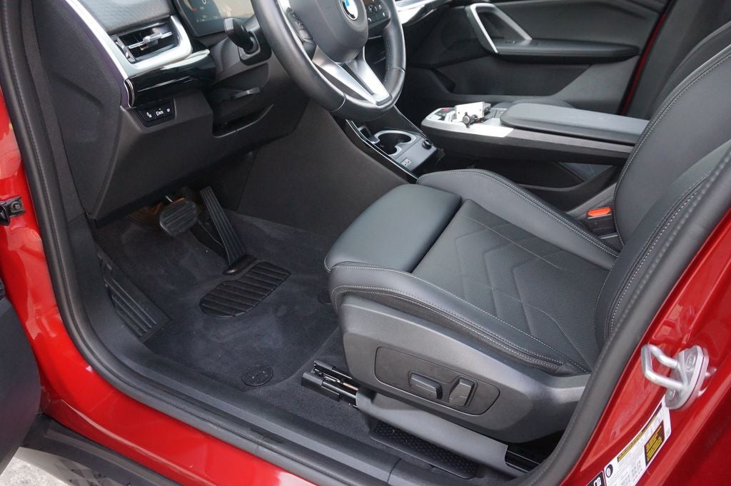 2025 BMW X2 xDrive28i