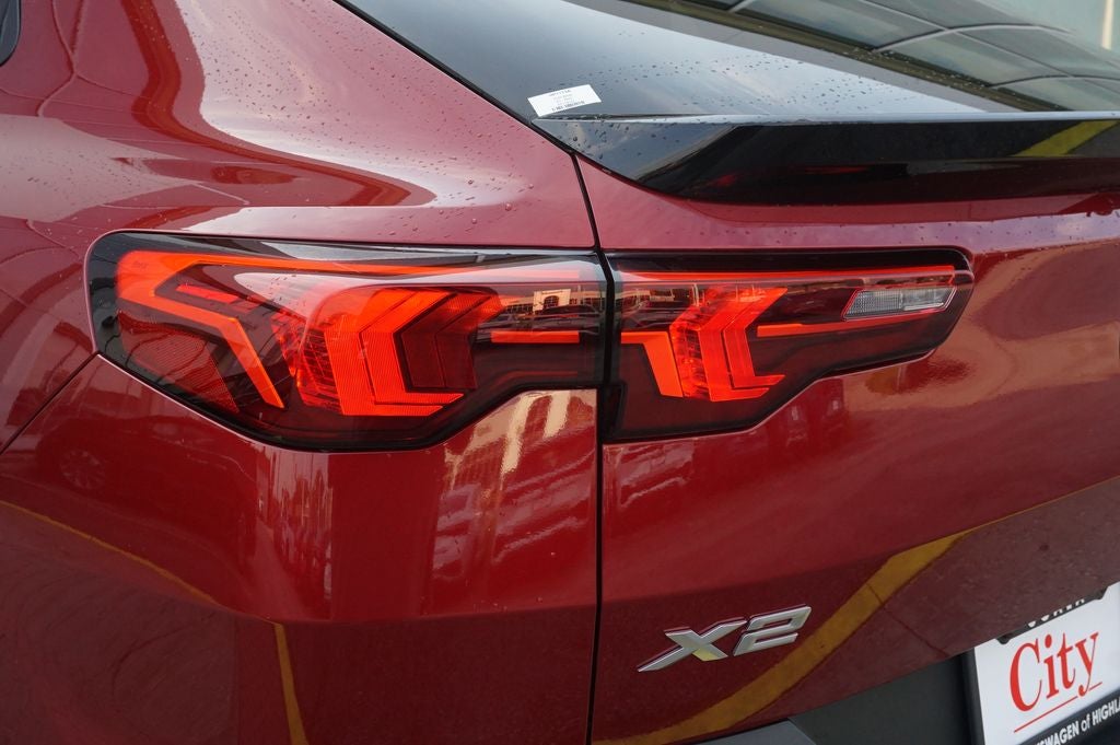2025 BMW X2 xDrive28i