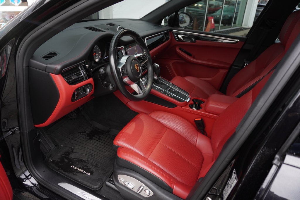 2020 Porsche Macan S