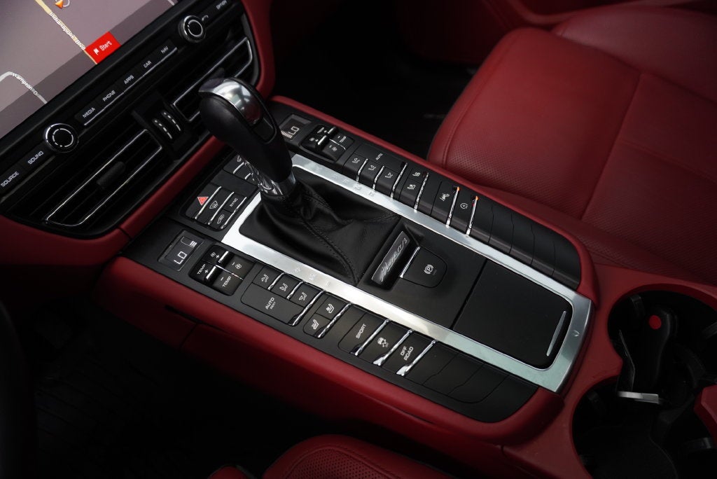 2020 Porsche Macan S