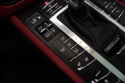 2020 Porsche Macan S