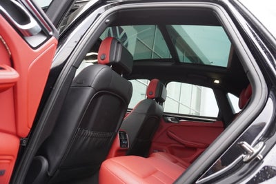 2020 Porsche Macan S