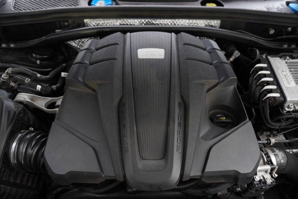 2020 Porsche Macan S