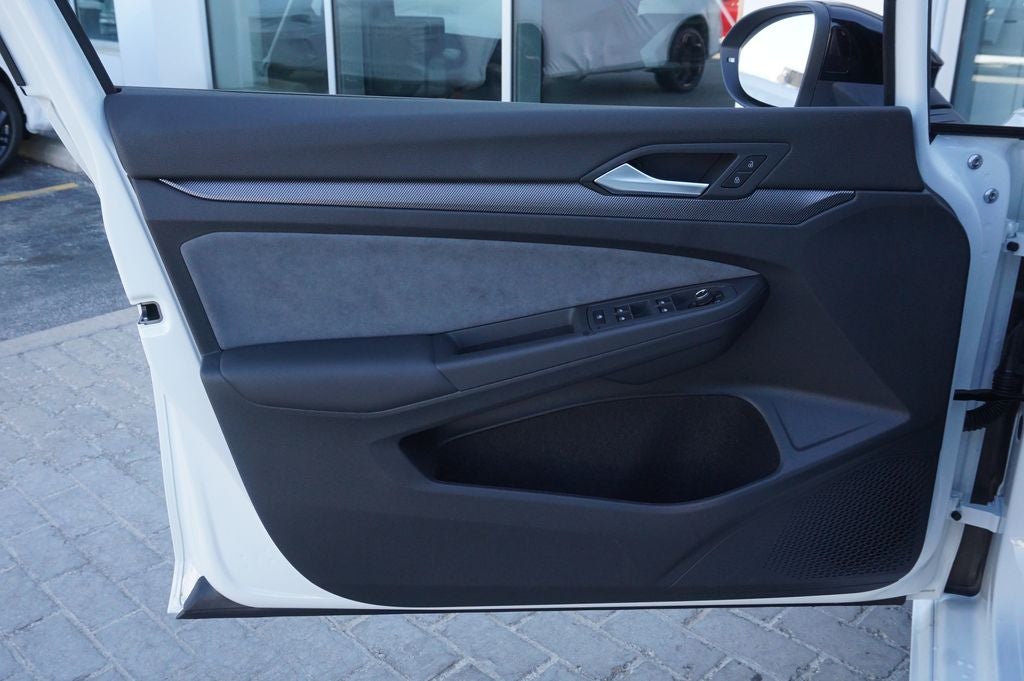 2026 Volkswagen Golf R 2.0T
