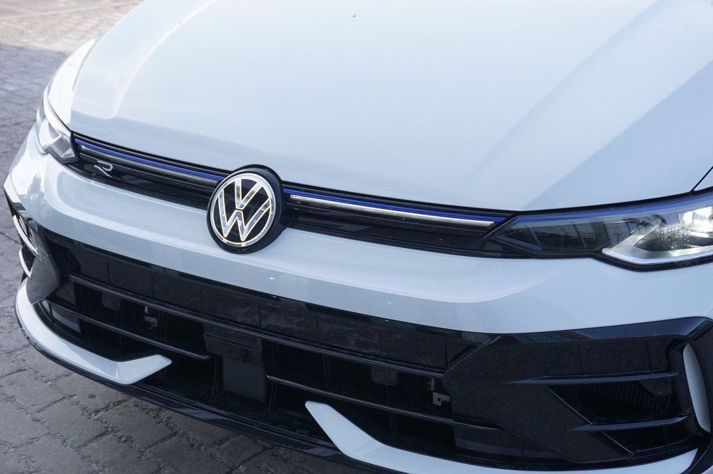 2026 Volkswagen Golf R 2.0T