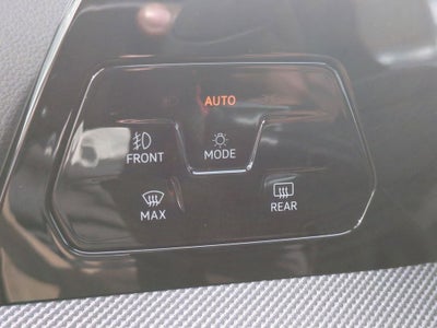 2025 Volkswagen Golf GTI 2.0T SE