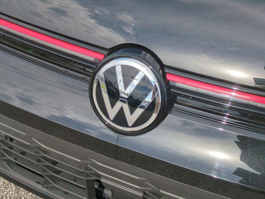 2025 Volkswagen Golf GTI 2.0T SE