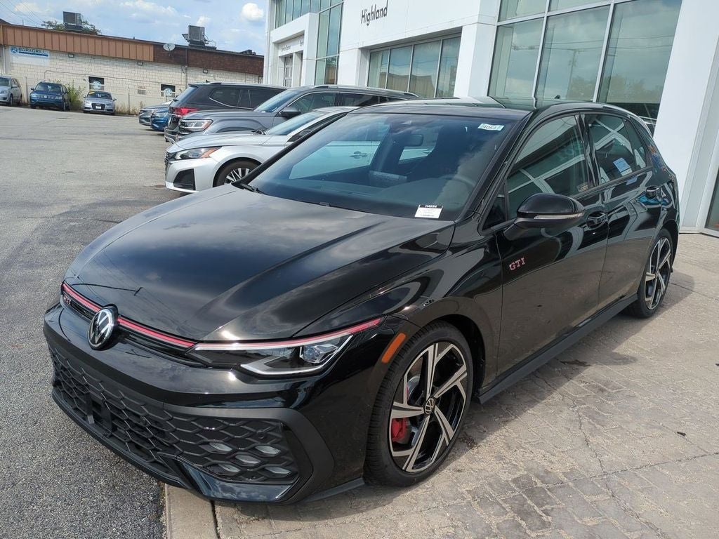 2025 Volkswagen Golf GTI 2.0T SE