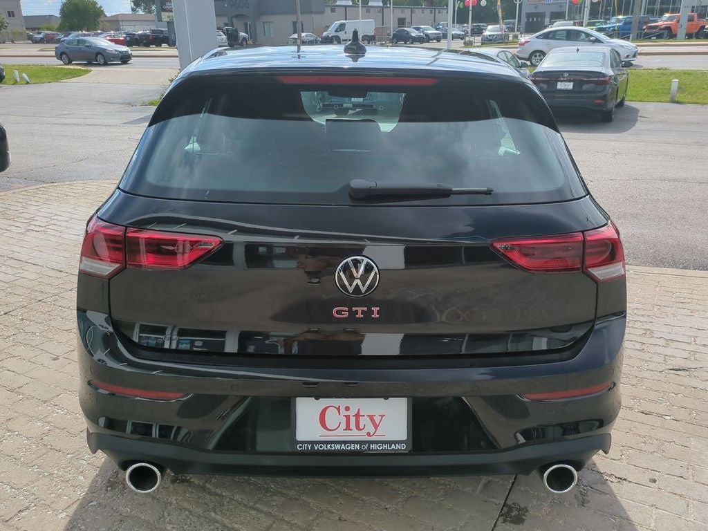 2025 Volkswagen Golf GTI 2.0T SE