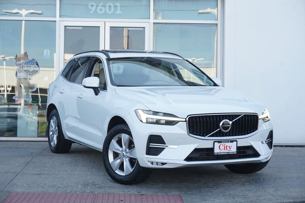 2022 Volvo XC60 B5 Momentum