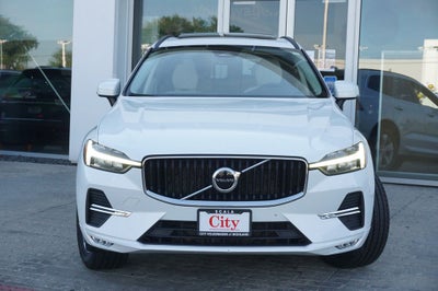 2022 Volvo XC60 B5 Momentum