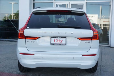 2022 Volvo XC60 B5 Momentum