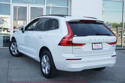 2022 Volvo XC60 B5 Momentum