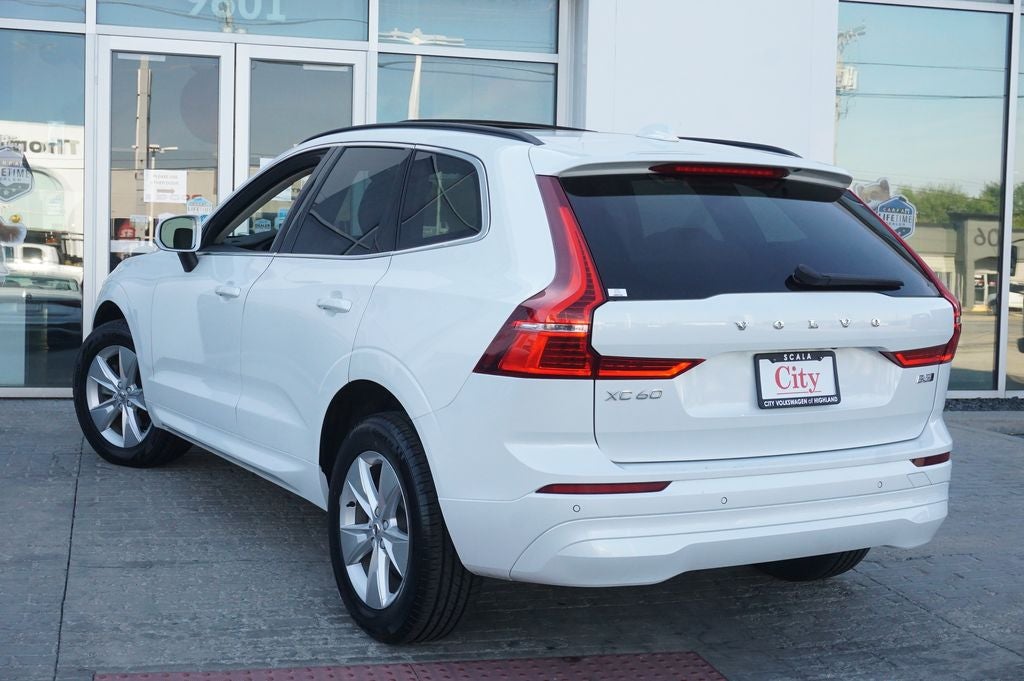 2022 Volvo XC60 B5 Momentum