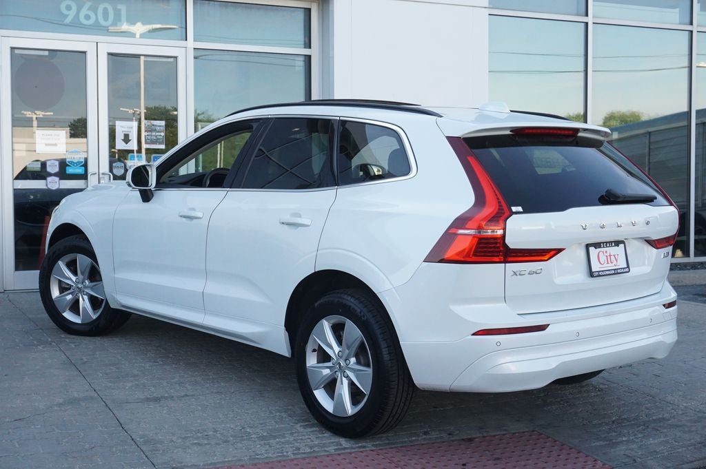 2022 Volvo XC60 B5 Momentum