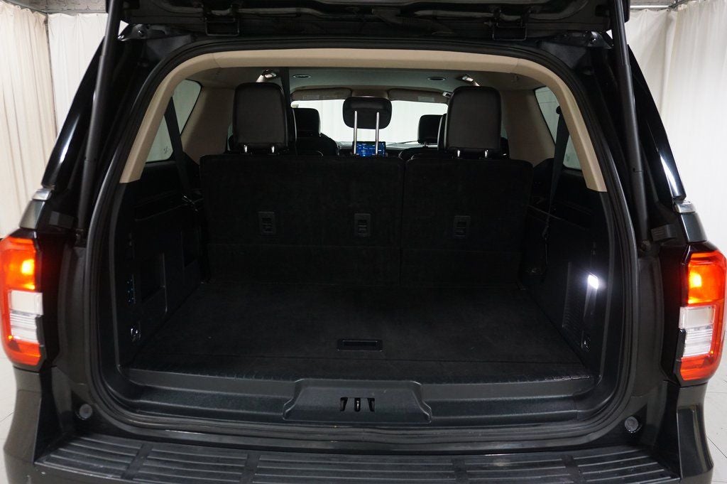 2022 Ford Expedition Max XLT