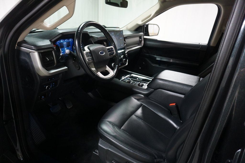 2022 Ford Expedition Max XLT