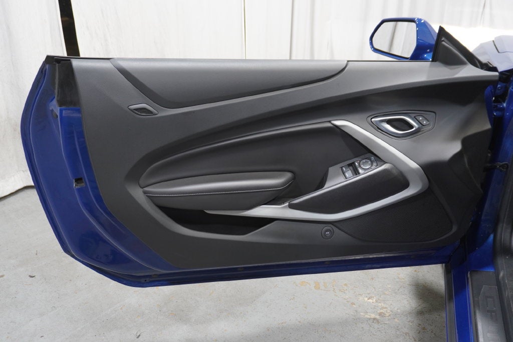 2019 Chevrolet Camaro 2LT 2LT
