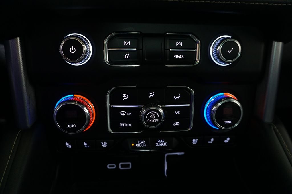 2022 GMC Yukon XL SLT