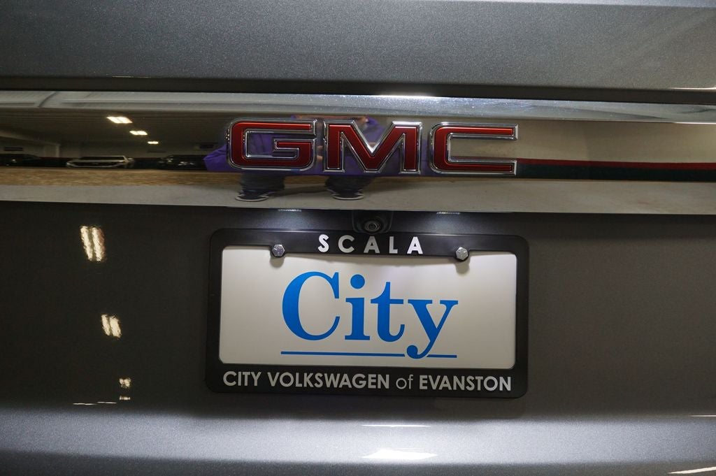 2022 GMC Yukon XL SLT
