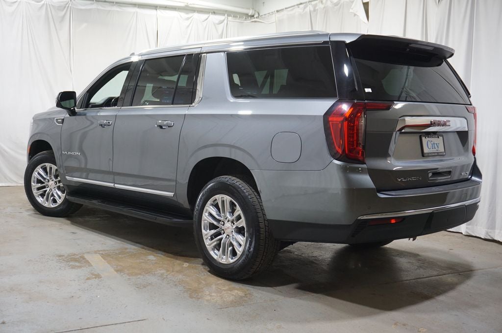 2022 GMC Yukon XL SLT