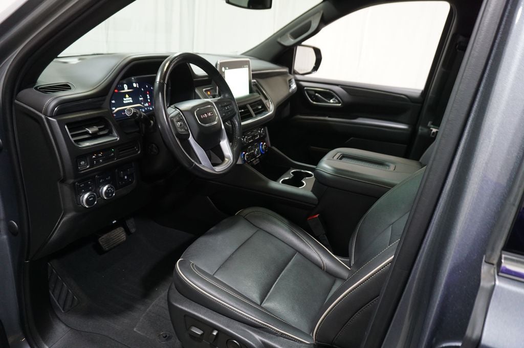 2022 GMC Yukon XL SLT