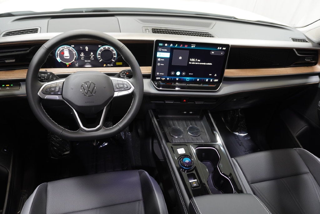 2027 Volkswagen Atlas SE
