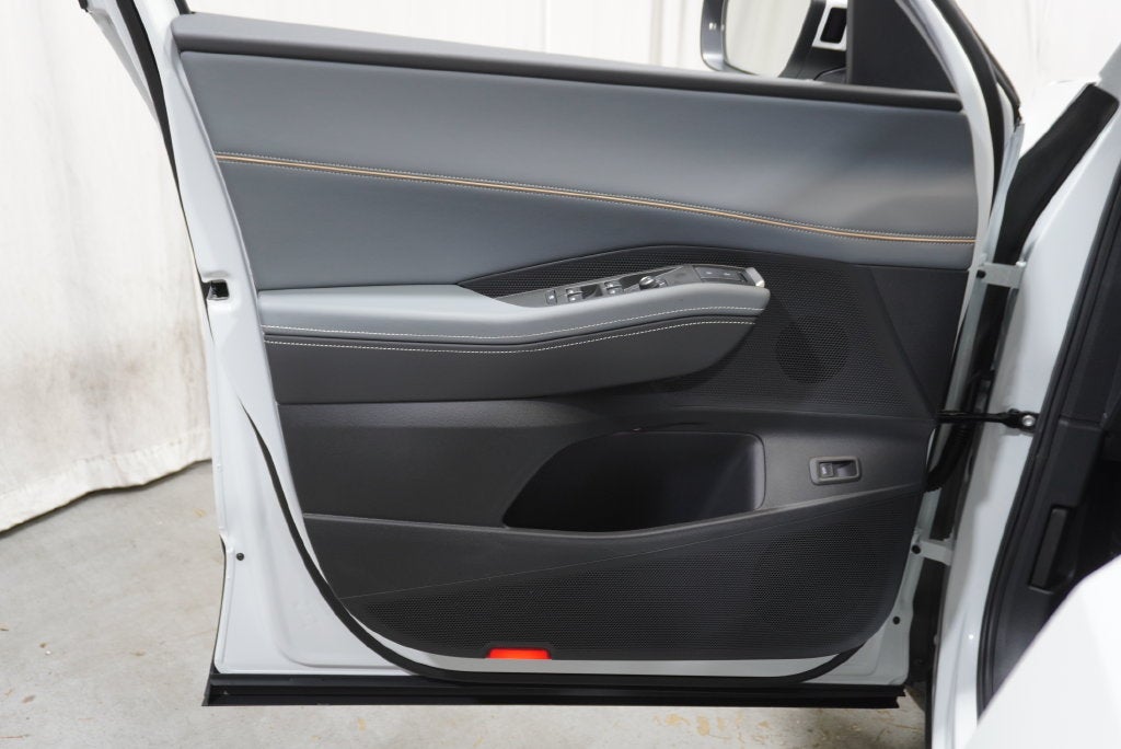 2027 Volkswagen Atlas SE