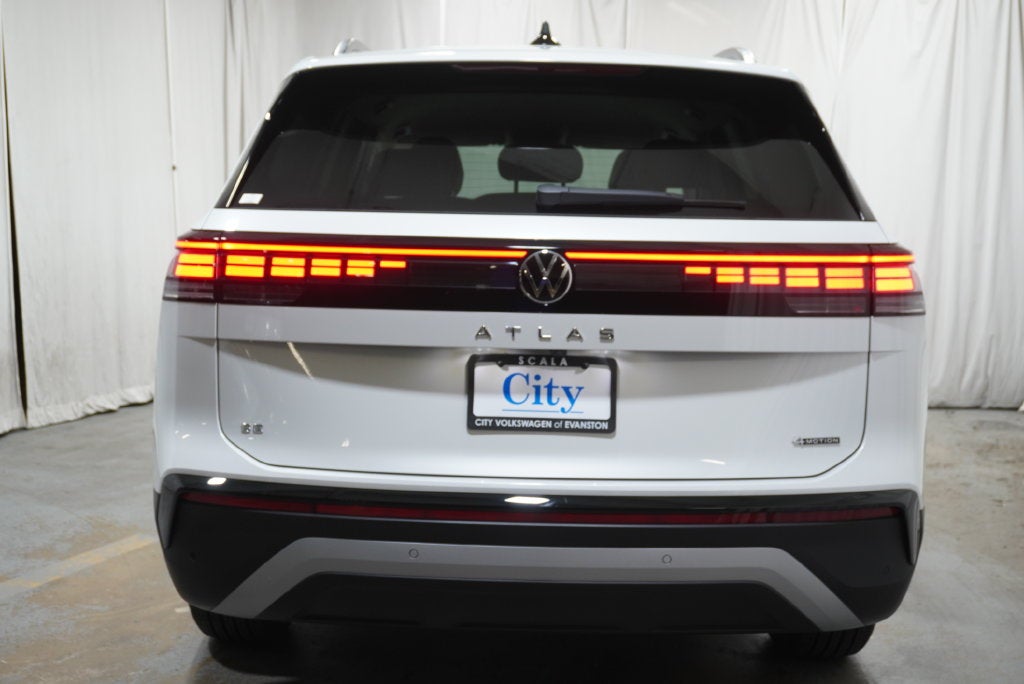 2027 Volkswagen Atlas SE