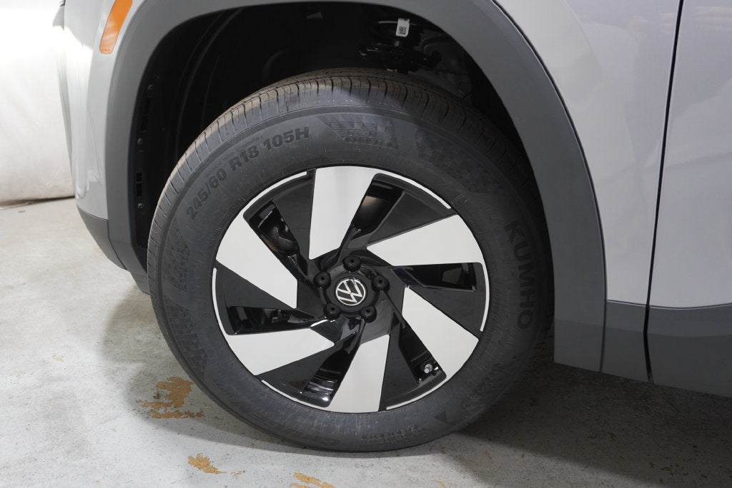2027 Volkswagen Atlas SE