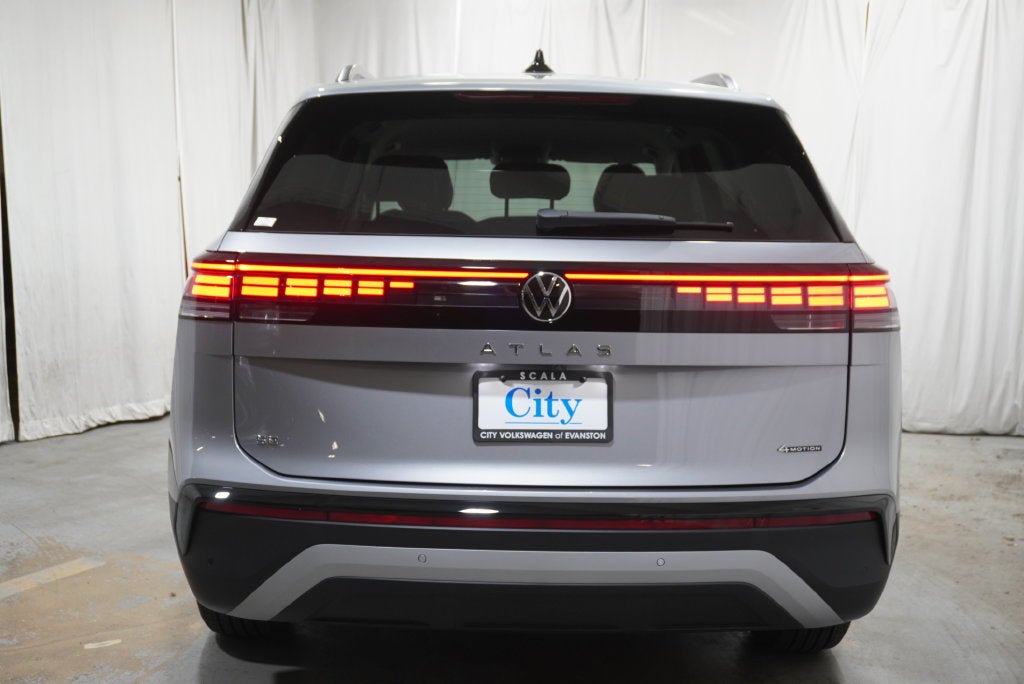 2027 Volkswagen Atlas SE